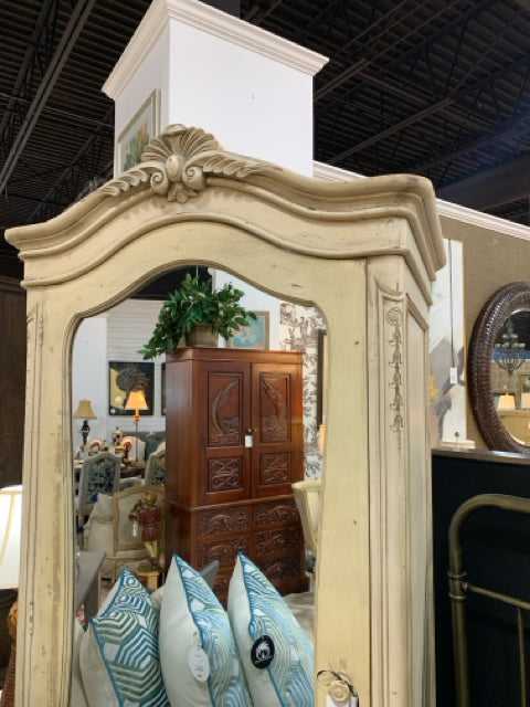 ARMOIRE  FRENCH COUNTRY MIRROR DOOR AND ONE DRAWER