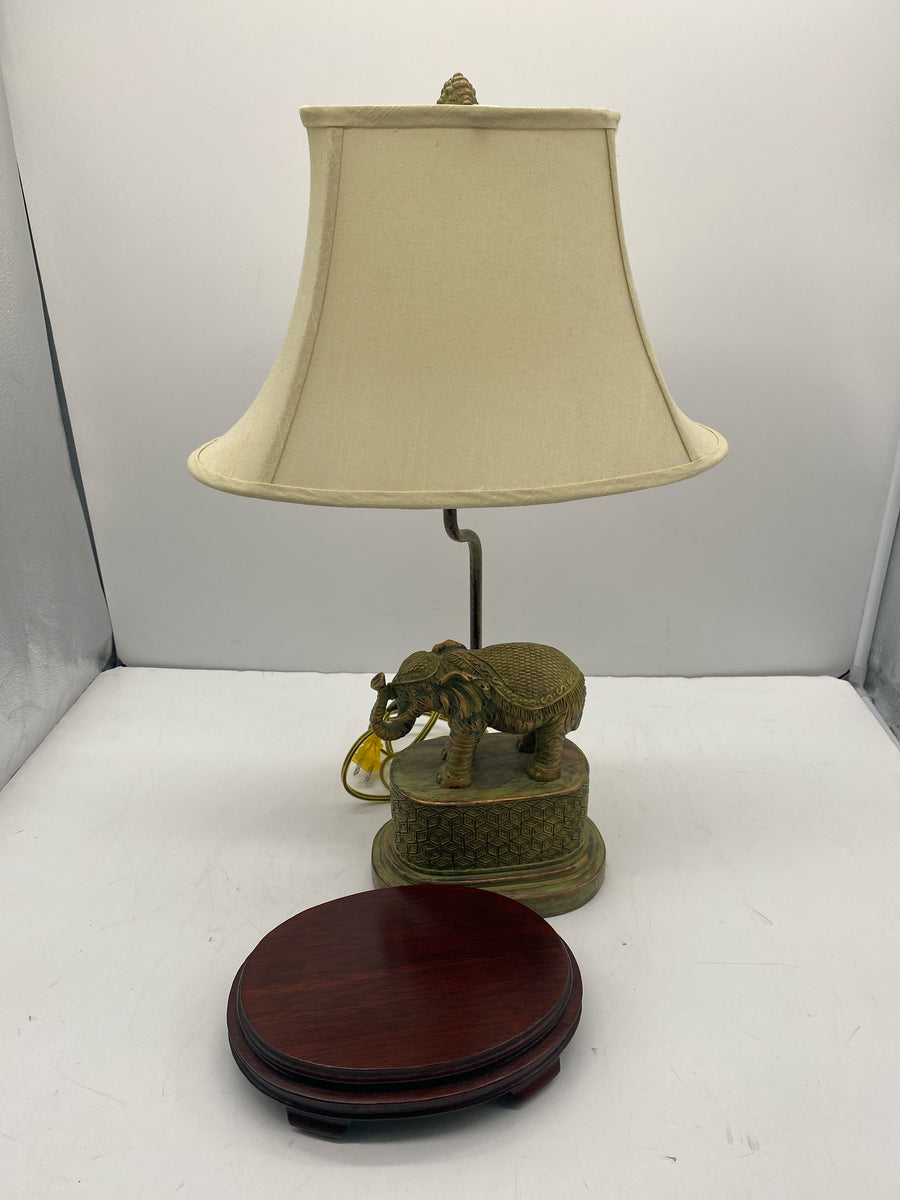 TABLE LAMP ELEPHANT ON PEDESTAL