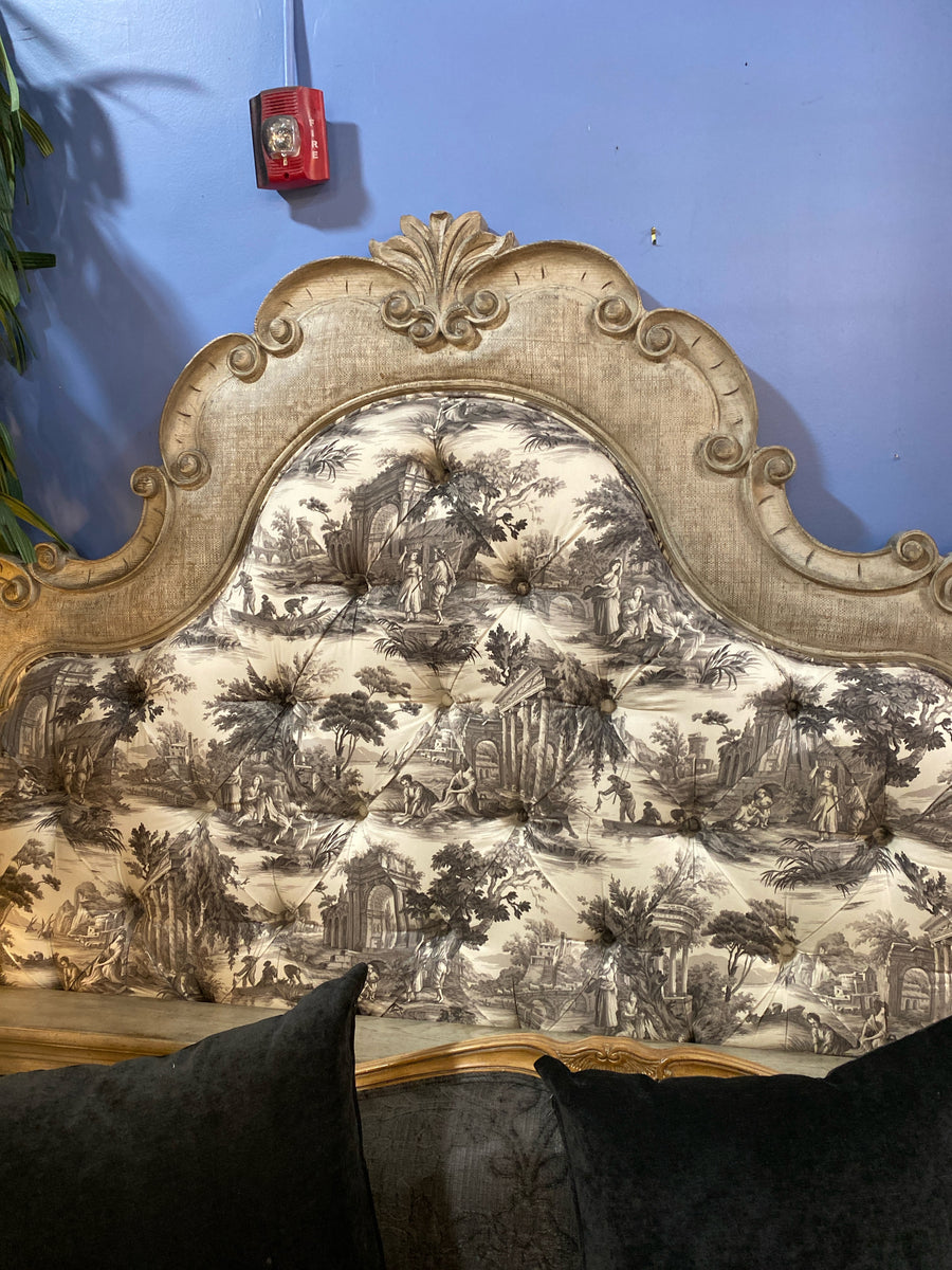 KING HEADBOARD TUFTED WITH TOILE GREY AND WHITE