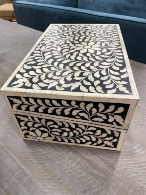 BOX WITH BONE INLAY  HINGED LID  ON STAND