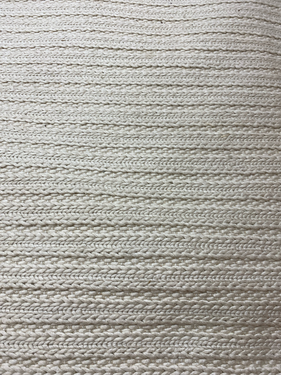 RUG WHITE BRAIDED