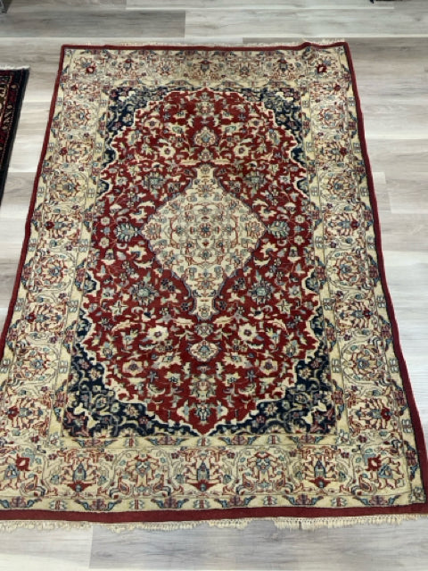RUG RED AND CREAM