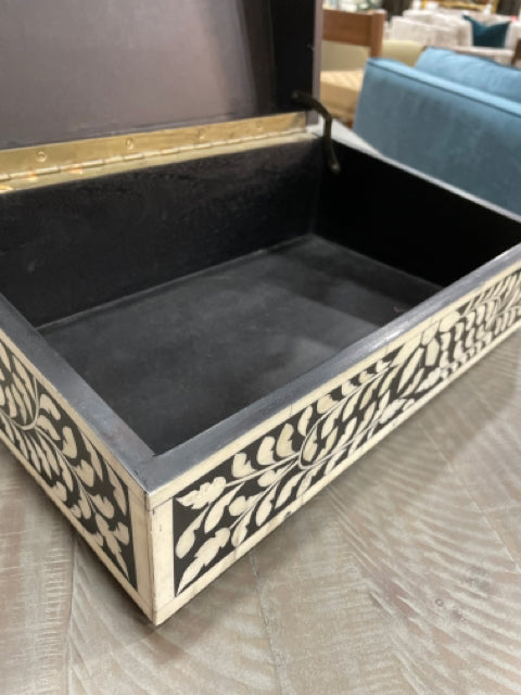 BOX WITH BONE INLAY  HINGED LID  ON STAND