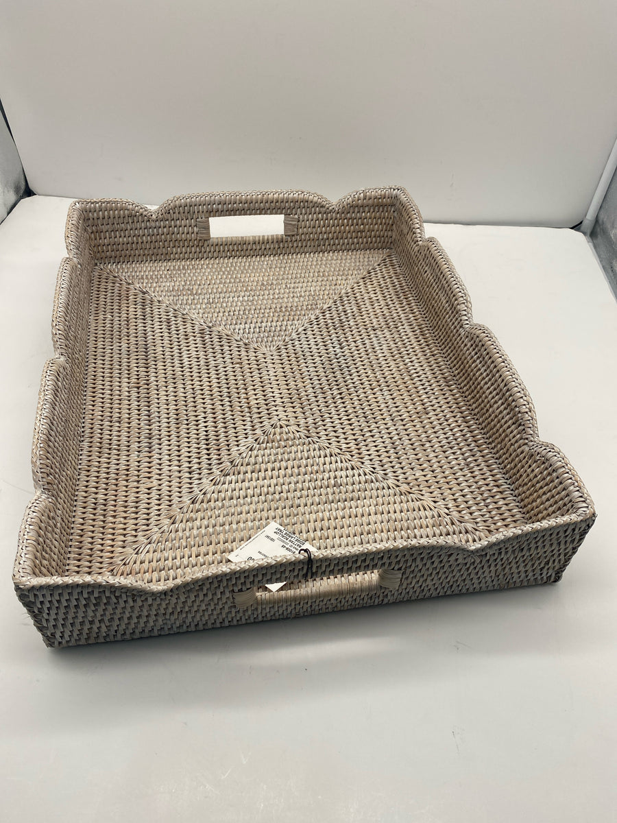 RATTAN SCALLOP EDGE LARGE TRAY CREAM