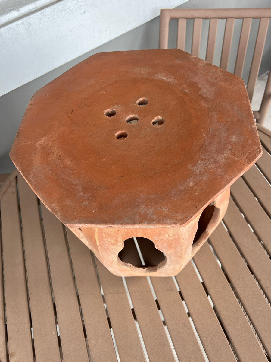 TERRACOTTA PLANT STAND