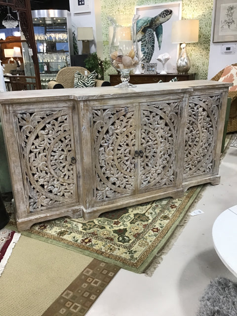 CONSOLE CARVED FRONT WITH BUMP OUT AND FOUR DOORS