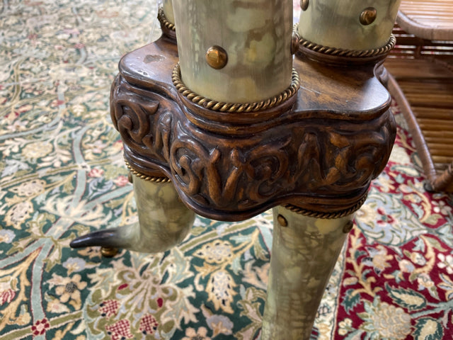 MAITLAND SMITH HORN END TABLE