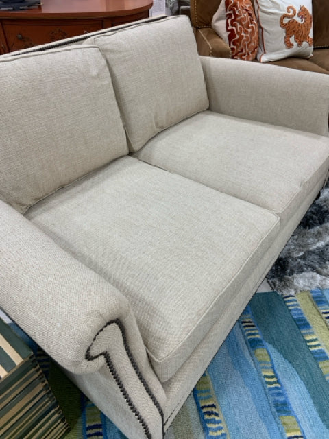 BERNHARDT LOVE SEAT OATMEAL WITH PINHEAD