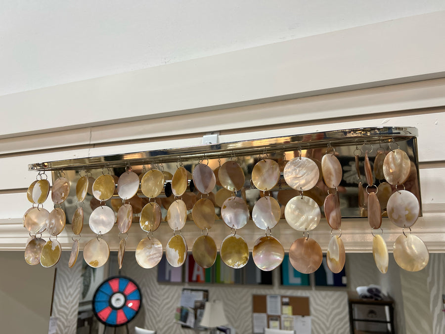 VANITY LIGHT WITH SHELLS