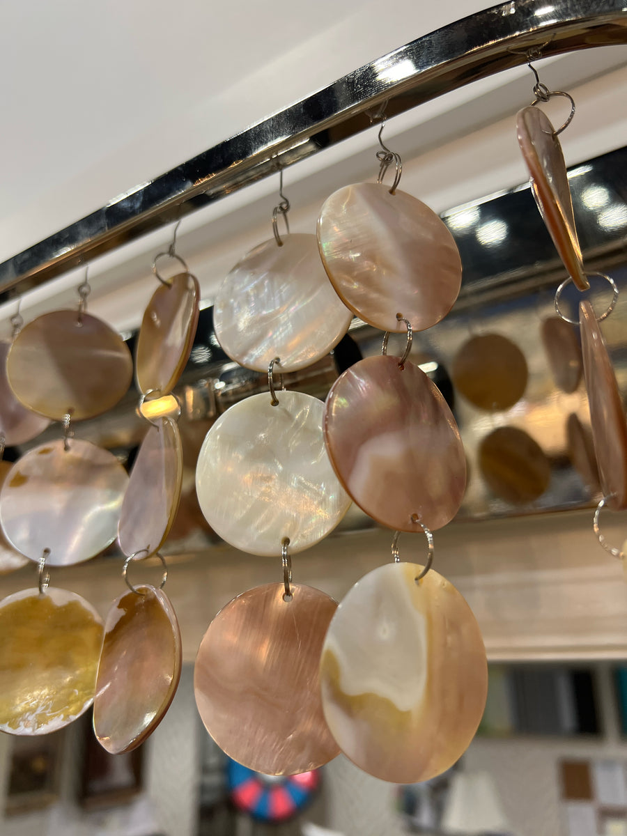 VANITY LIGHT WITH SHELLS