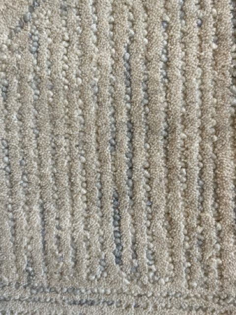 RUG PRN01 IVORY 7'9"X 9'9"