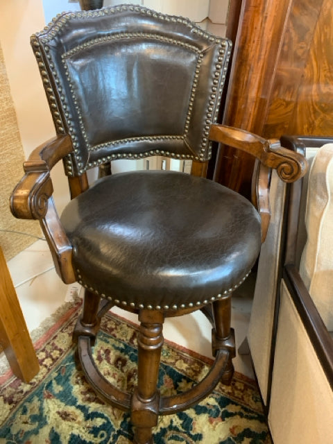 PAIR OF SWIVEL BAR STOOLS BLACK LEATHER SEAT