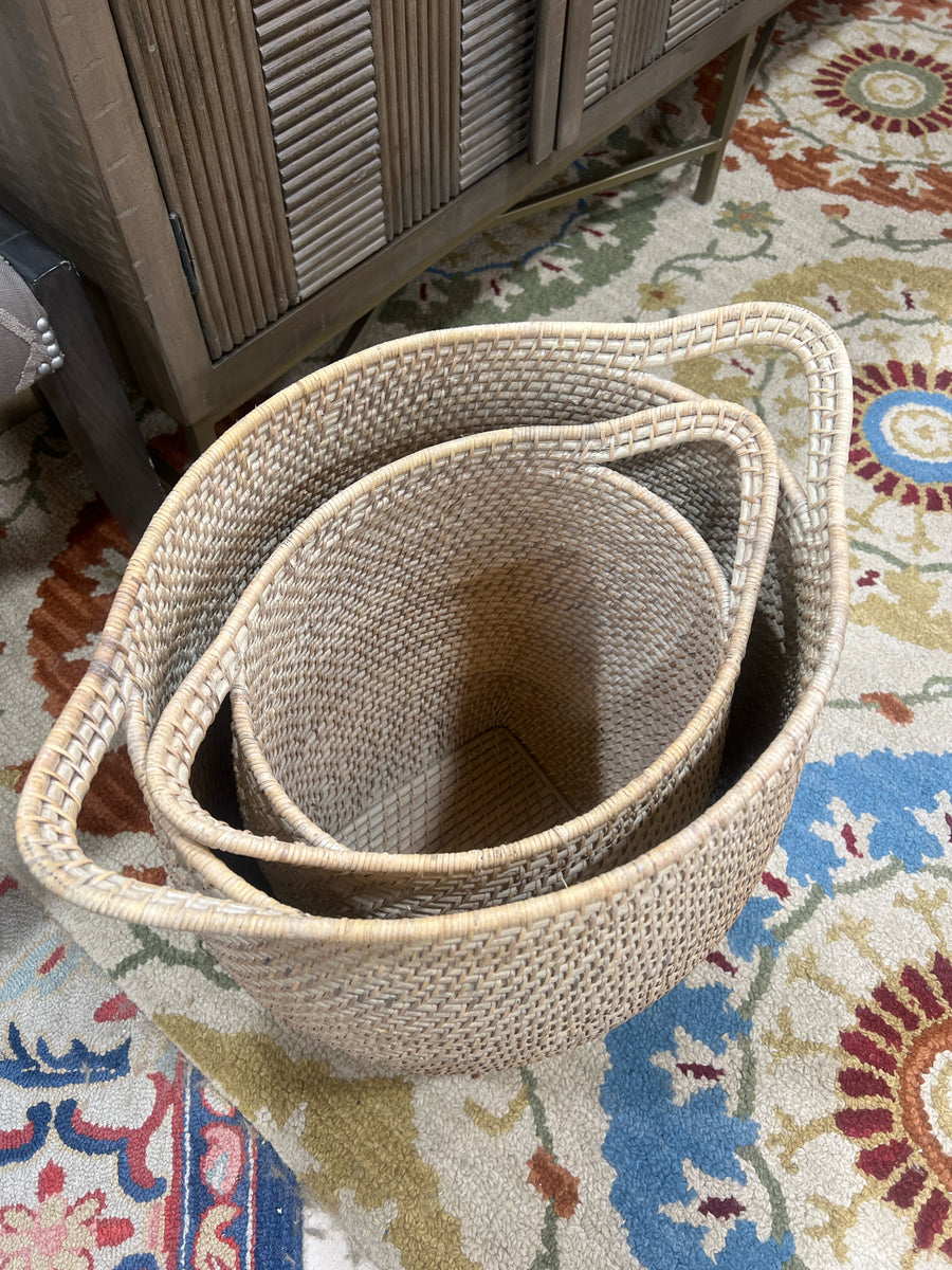 SET OF 2 WOVEN NESTING BASKETS
