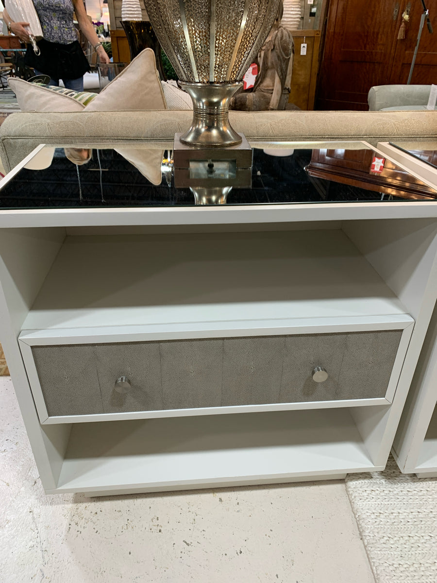 VANGUARD NIGHT STAND CREAM  MIRROR TOP 1  SHAGREEN  DRAWER 2 SHELVES