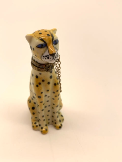 LIMOGES TRINKET BOX 'SPOTTED LEOPARD'