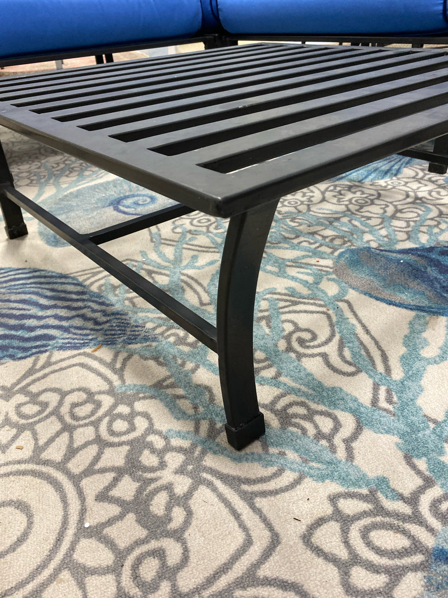 PATIO TABLE BLACK METAL