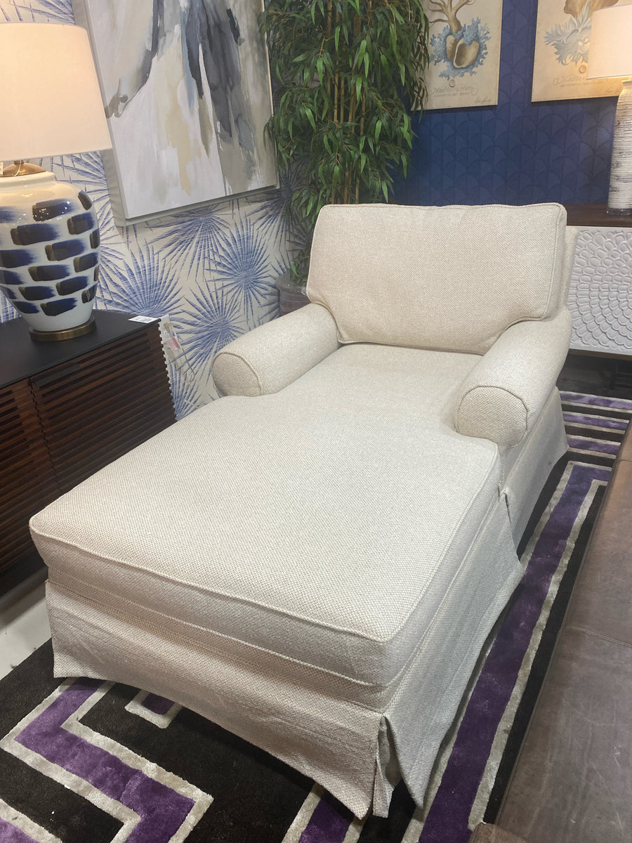 BASSETT CHAISE LOUNGE OATMEAL