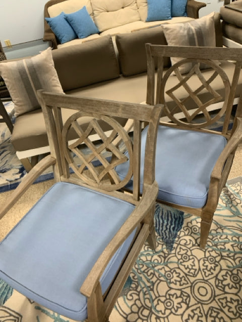 PAIR OF PATIO TEAK ARM CHAIRS WITH BLUE CUSHION