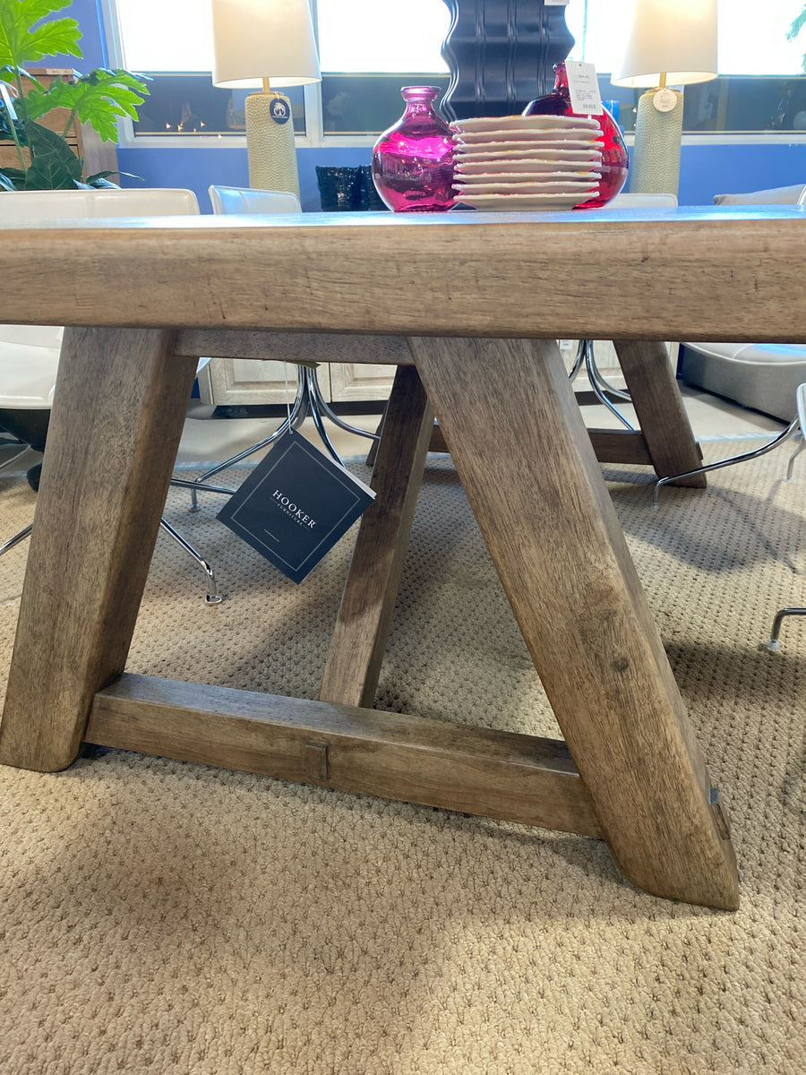 HOOKER DINING TABLE LIGHT WOOD GRAIN