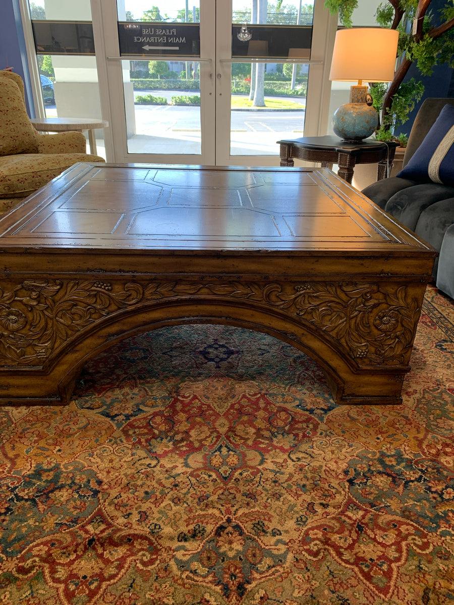 COFFEE TABLE CARVED DARK WOOD