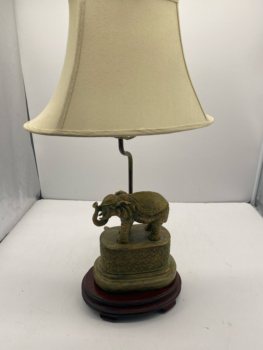 TABLE LAMP ELEPHANT ON PEDESTAL