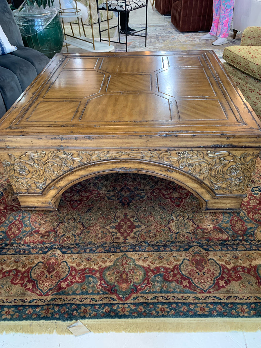 COFFEE TABLE CARVED DARK WOOD