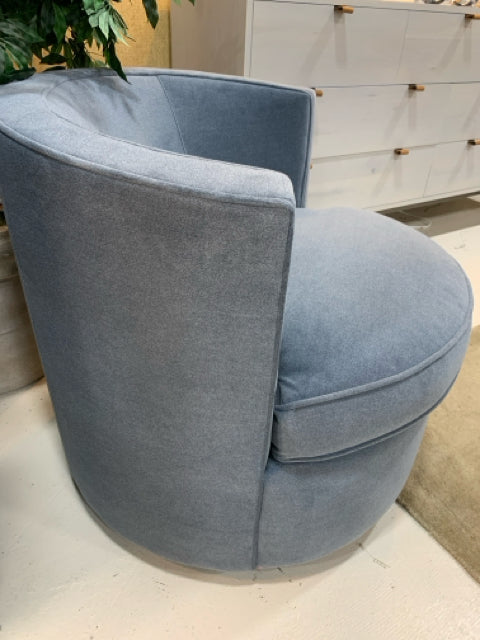 BERNHARDT FLEUR FABRIC  SWIVEL  CHAIR BLUE