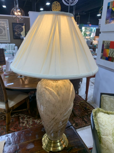 BEIGE CERAMIC TABLE LAMP & SHADE