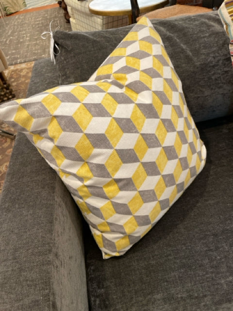 PILLOW YELLOW AND GREY