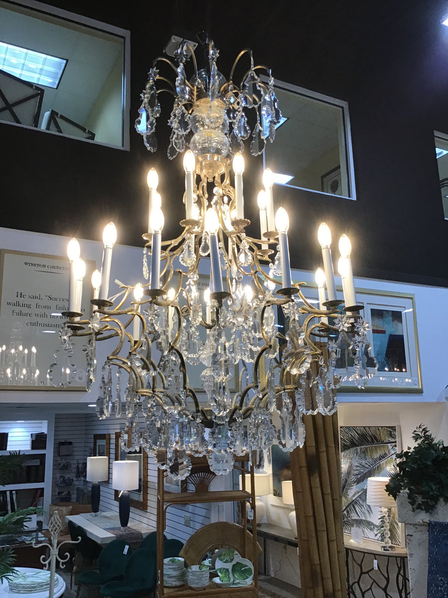 *BRASS AND CRYSTAL CHANDELIER 24 LIGHTS 2 TIERS