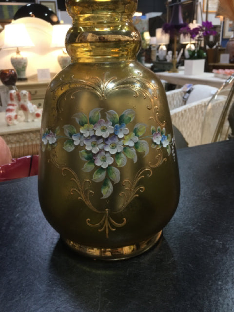 **DECORATIVE BOTTLE GOLD WITH FLOWERS