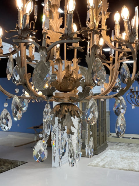 *CHANDELIER SILVER FINISH WITH CRYSTALS