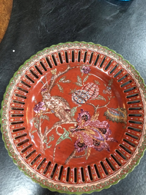 PLATE PORCELAIN WITH A MONKEY