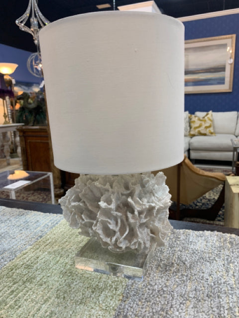 TABLE LAMP CORAL