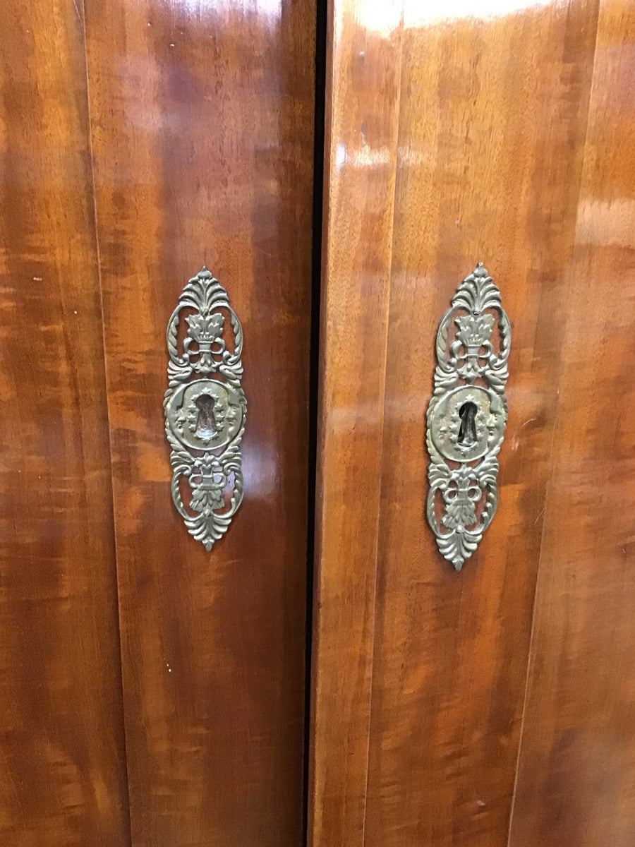 BIEDERMEIER ARMOIRE MAHOGANY  WITH TWO DOORS CIRCA 1840