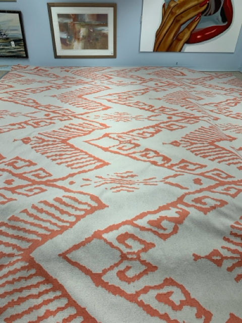 JULIE DASHER RUG WHITE AND ORANGE