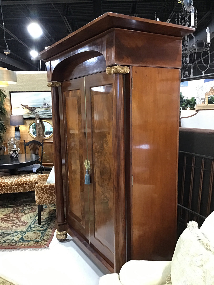 ARMOIRE ANTIQUE MAHOGANY WITH GOLD LEAF DETAILS CIRCA 1825