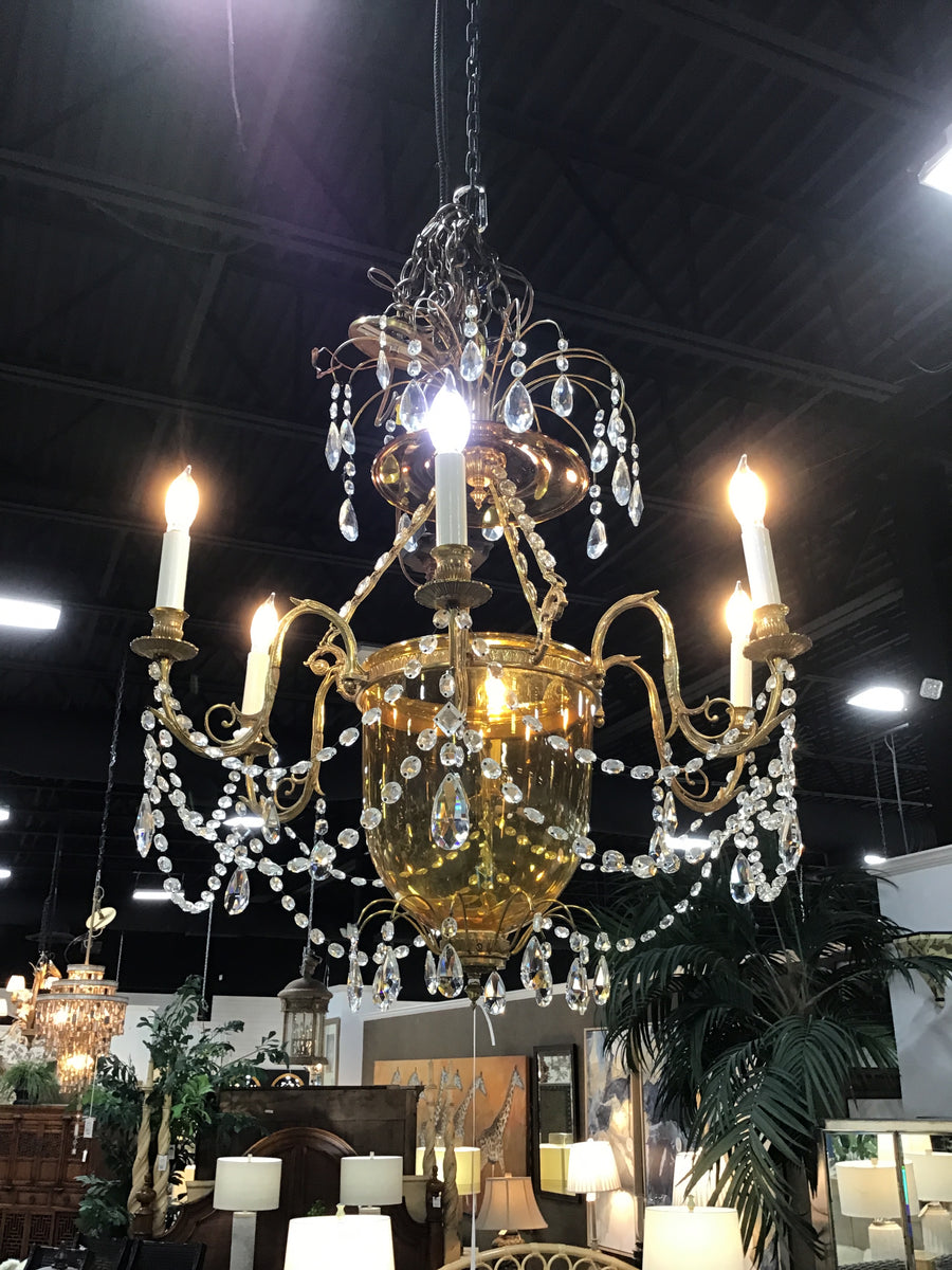 CHANDELIER WITH AMBER GLASS LANTERN WITH SIX LIGHTS