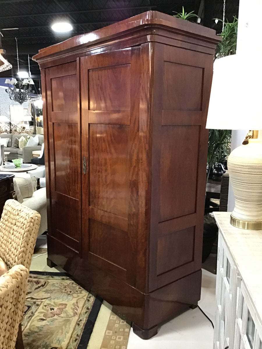 BIEDERMEIER ARMOIRE MAHOGANY  WITH TWO DOORS CIRCA 1840