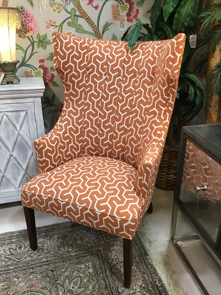 HICKORY WHITE CHAIR ORANGE WITH WHITE