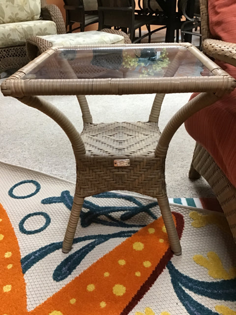 EBEL END TABLE WOVEN WITH GLASS TOP