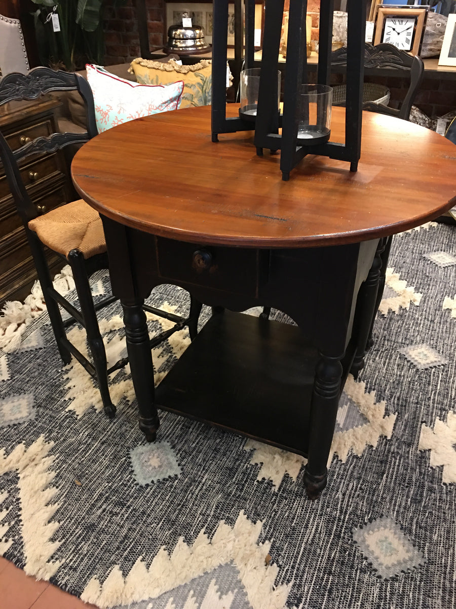 HABERSHAM HIGH TOP TABLE WITH 2 CHAIRS